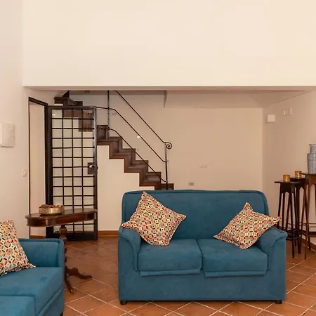 Гостевой дом Sicily Home-affittacamere Mediterraneo 3*